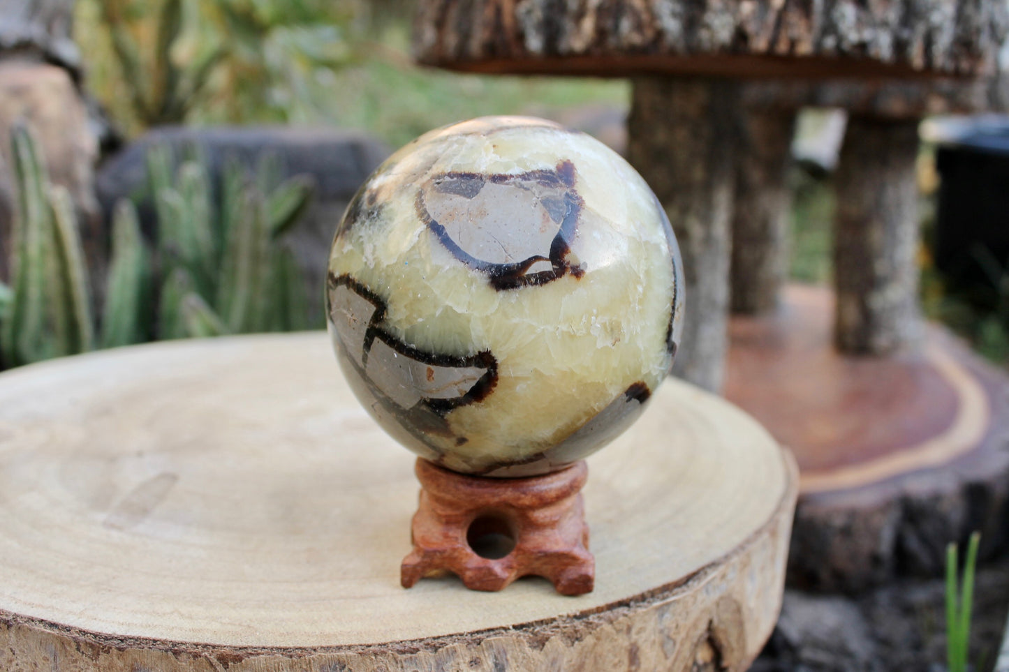 Septerian crystal sphere 0.6kg