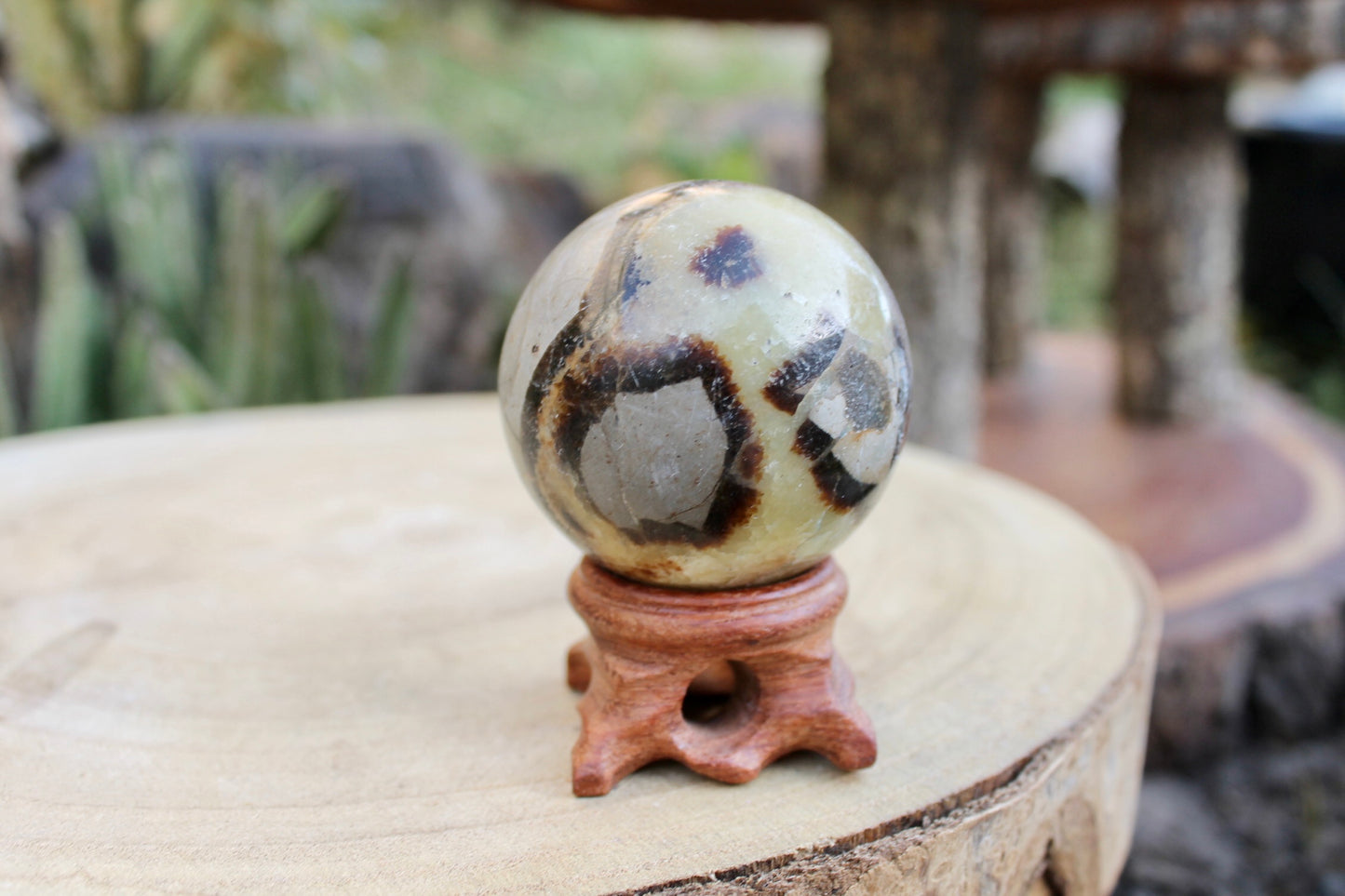 Septerian crystal sphere 0.16kg