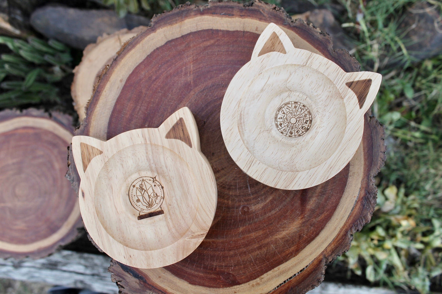 Wooden cat crystal sphere stands