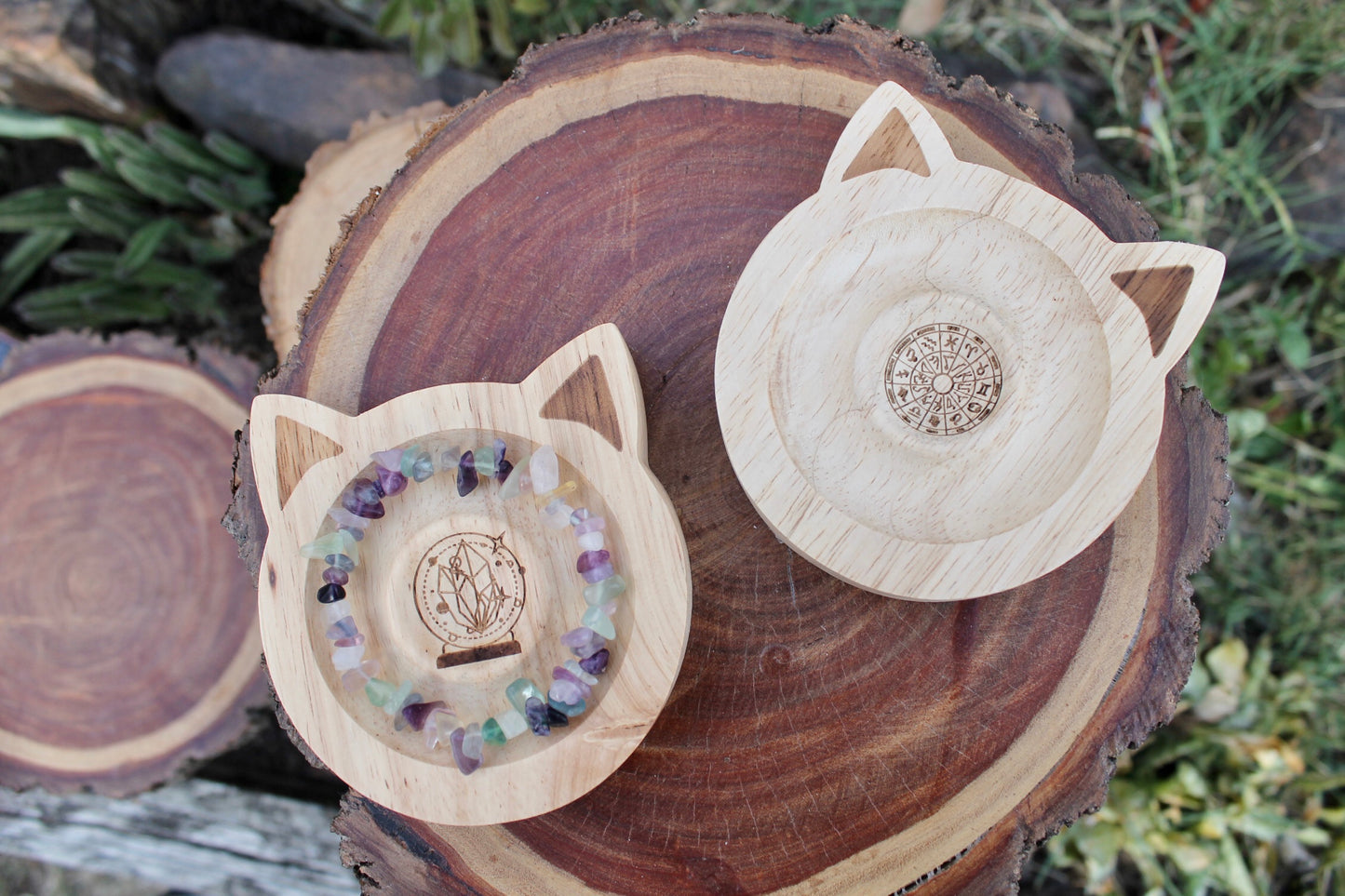 Wooden cat crystal sphere stands