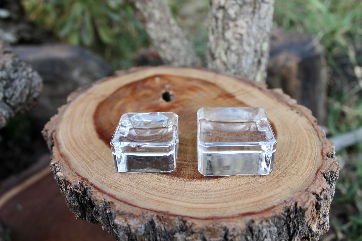 Clear crystal sphere stands