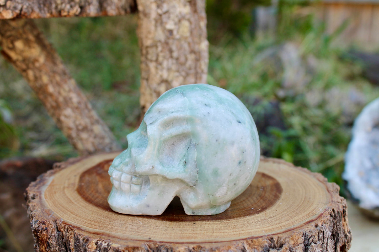 Green Jade crystal skull 0.37kg